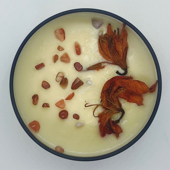 Orange Lily Crystal Candle - Picture 3 of 6